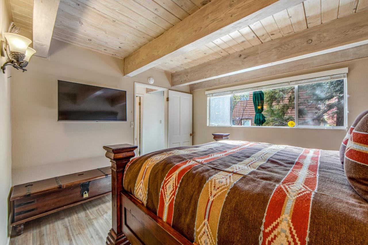 Adorable Explorable Villa Lake Arrowhead Exterior photo